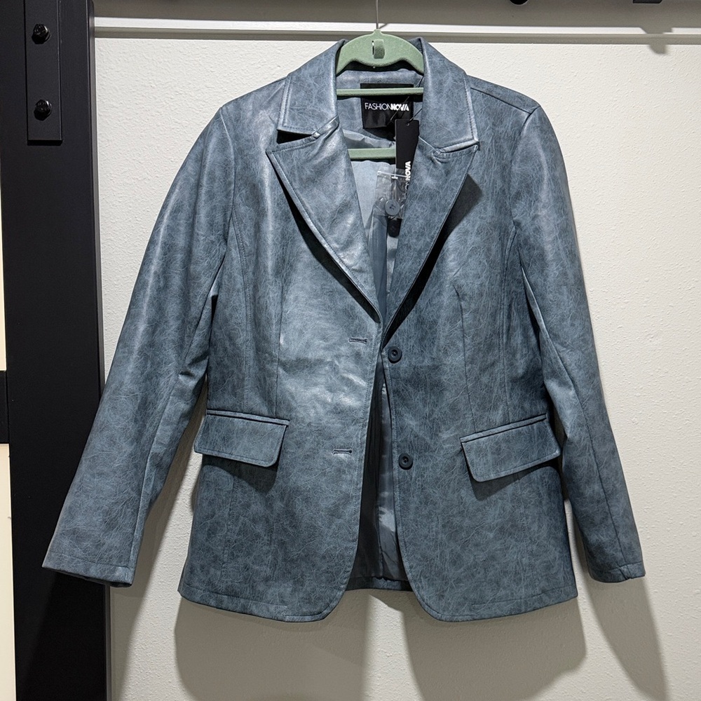 Fashion Nova Women's Blue Blazer